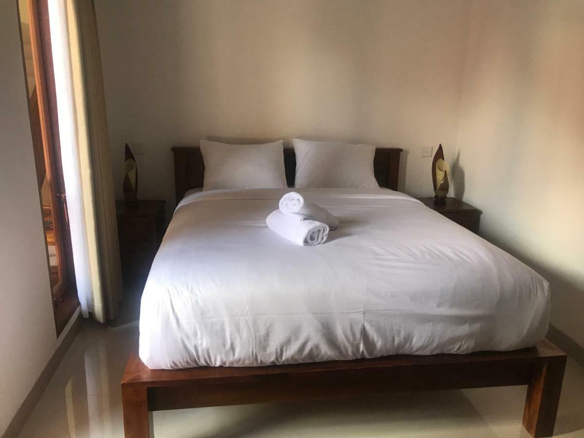 Raka & Rai Homestay Canggu (Bali) Bagian luar foto