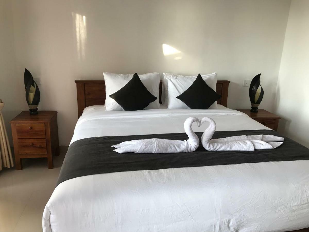 Raka & Rai Homestay Canggu (Bali) Bagian luar foto